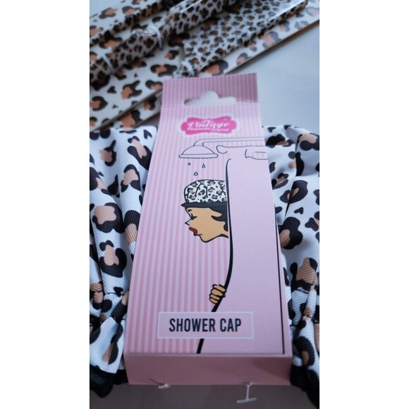 Leopard Print Shower Cap & Comb Set – 3 Piece Haircare Essential Kit - Picture 3 of 4